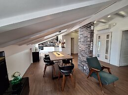 Apartments Mar