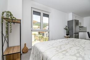 Apartments Castel L
