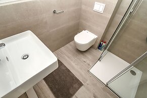 Apartments Castel L