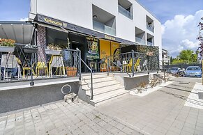 Apartments Castel L