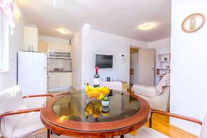Apartment Tino