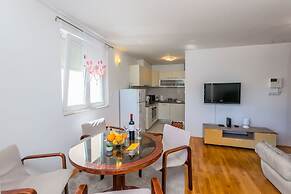 Apartment Tino