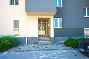 Apartment Teny
