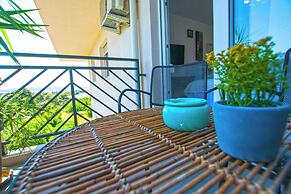 Apartment Teny