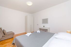 House Mateljan