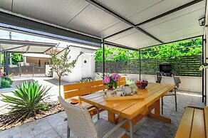House Miha