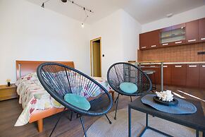 Apartments Hari