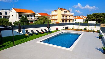 House Villa Luni