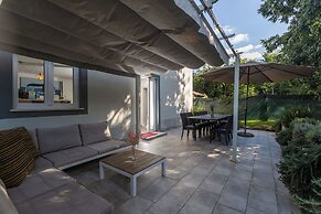 House Cetiri Hrasta