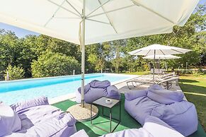 House Cetiri Hrasta