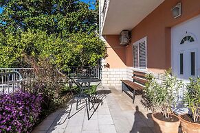 Apartments Cezar