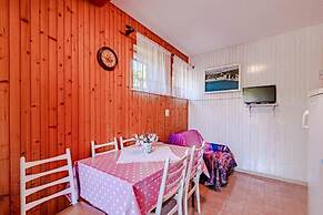 Apartments Seafront Mavla