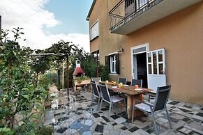 Apartment Kumi