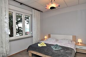 Apartment Kumi