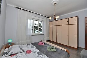 Apartment Kumi