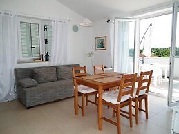 Apartments Ari i Segi