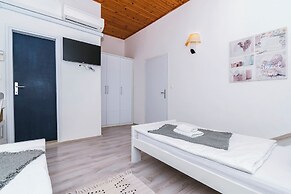 Rooms Blanc