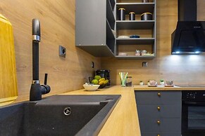 Apartment Coastal Urban Nest