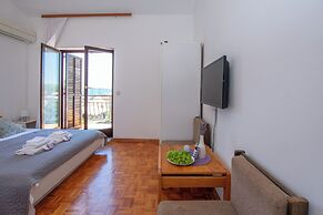 Apartments Dalmatino