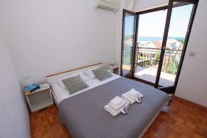 Apartments Dalmatino