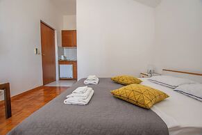 Apartments Dalmatino