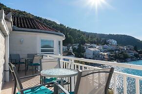 Apartments Beach House Blace