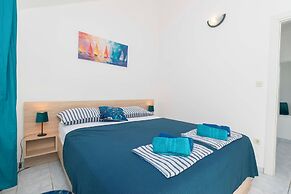 Apartments Beach House Blace
