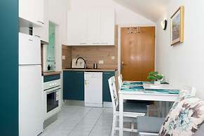 Apartments Beach House Blace