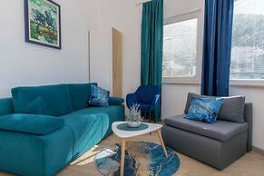 Apartments Beach House Blace