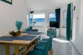 Apartments Beach House Blace