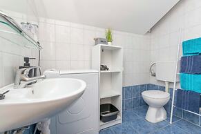Apartments Beach House Blace