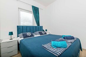 Apartments Beach House Blace
