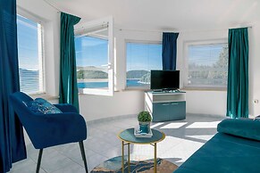 Apartments Beach House Blace