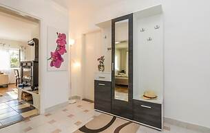 House Bonaca