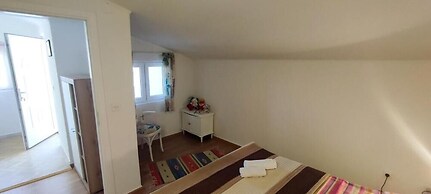 House Bonaca