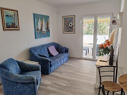 Apartments and Rooms Mery