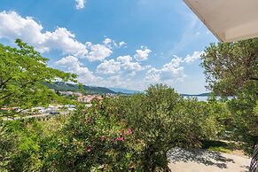 Apartments and Rooms Mery