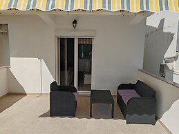 Apartments and Rooms Mery