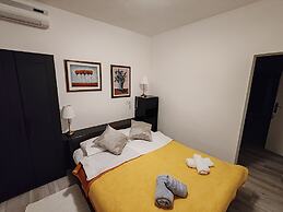 Apartments and Rooms Mery