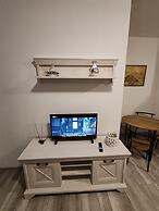 Apartments and Rooms Mery