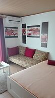 Apartments and Rooms Mery