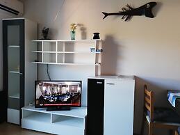 Apartments and Rooms Mery