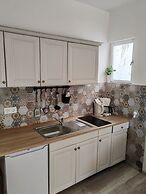 Apartments and Rooms Mery