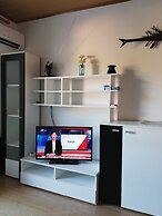 Apartments and Rooms Mery