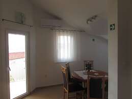 Apartments Pemita