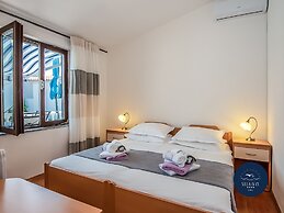 Apartments Ivan
