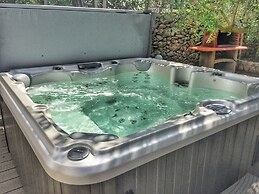 Apartment Ivana With Jacuzzi