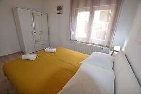 Apartments Calida B