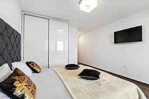 Villa Three Units