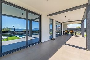 Villa Three Units